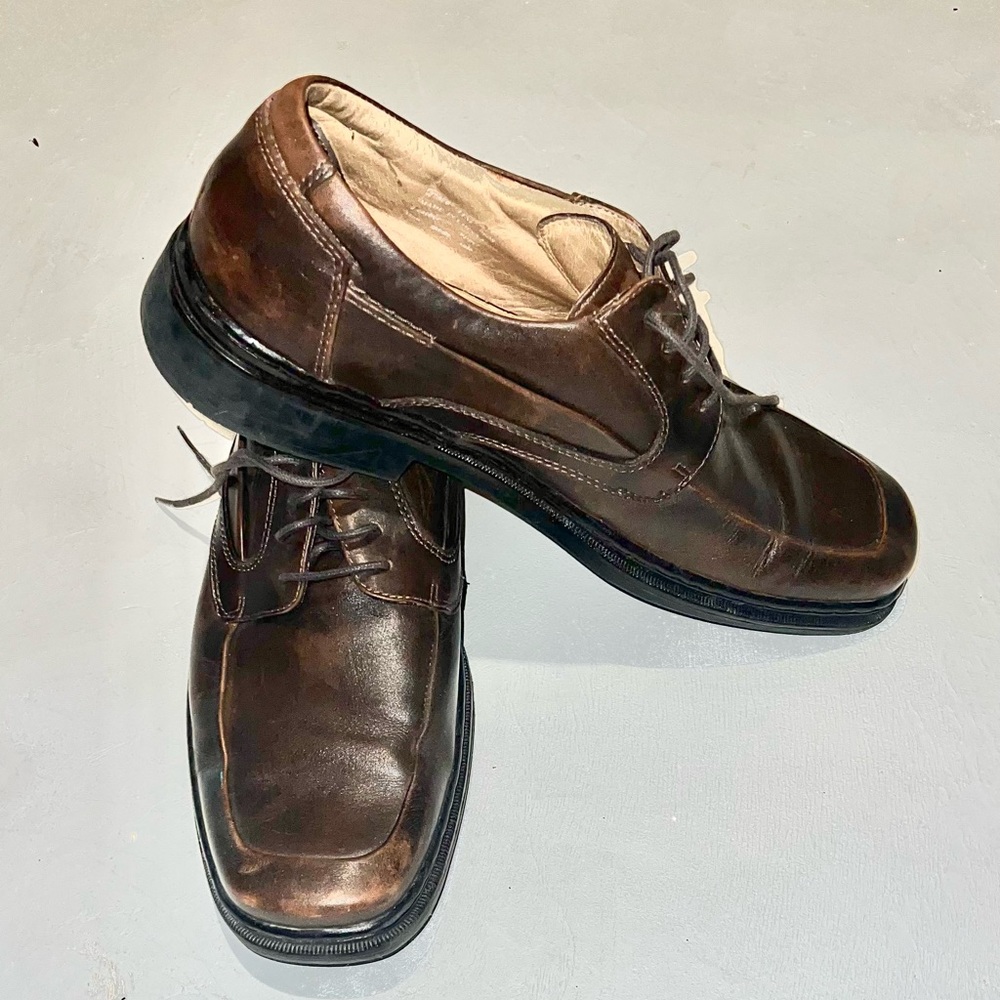 Leather shoes, men’s Size 11